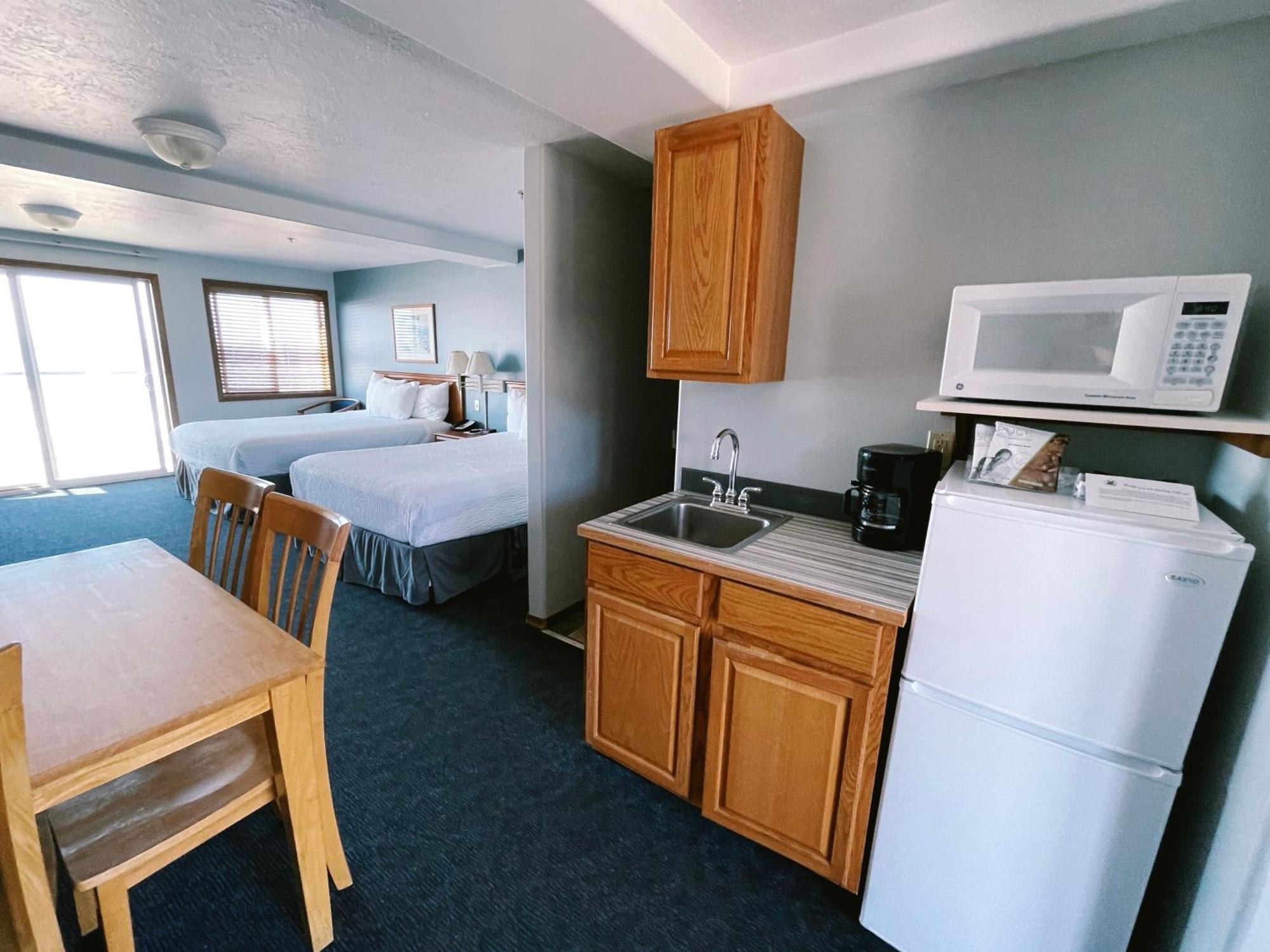 Sandcastle Beachfront Lincoln City Room photo